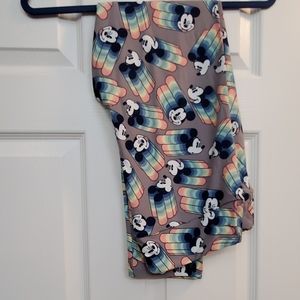 Tc adult lularoe leggings